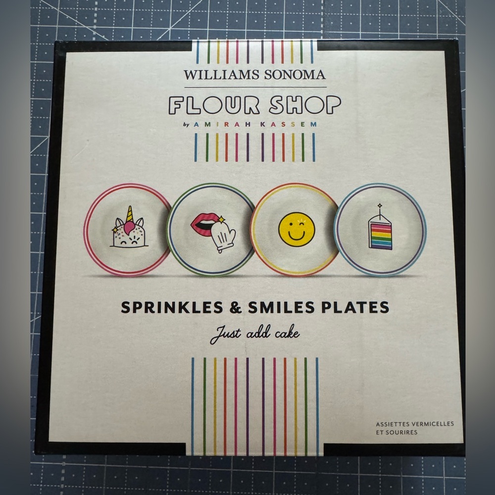 WSFlour Shop Sprinkles + Smiles Plates. NWT! 4 in the box.